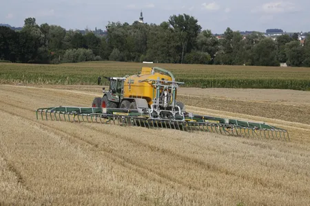 Applicazione del sistema di lubrificazione agricolo